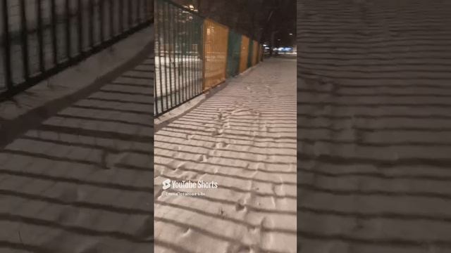 Весенний снегопад.