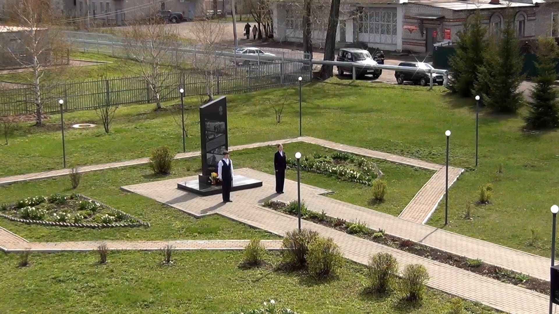 Зуевка. Памятное мероприятие у памятника детям войны и труженикам тыла 07.05.25