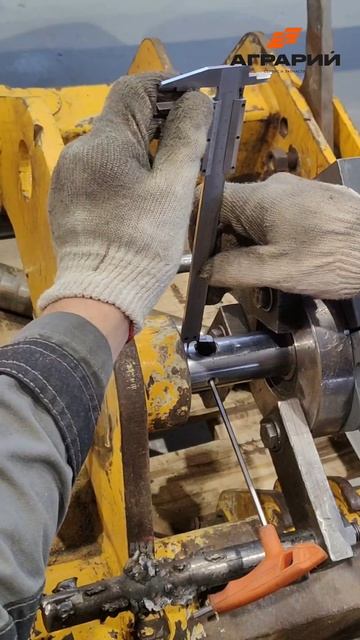 Восстановление отверстий каретки стрелы погрузчика JCB 531-70 #jcb  #ремонтjcb #обслуживаниеjcb