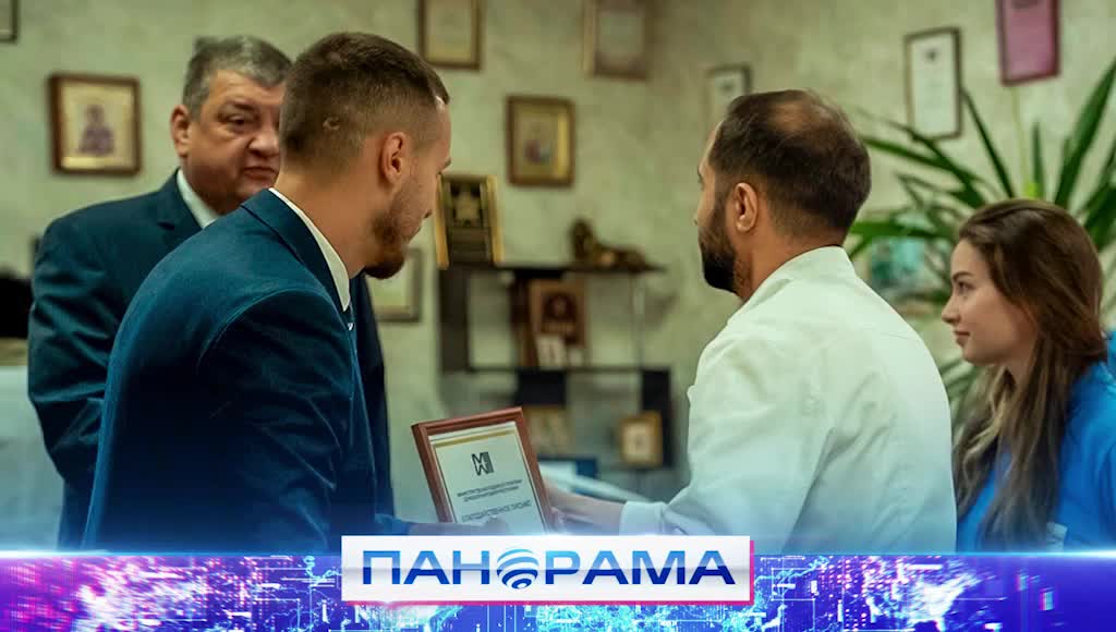 ⚡️ Пример мужества и стойкости: в Горловке наградили молодых врачей!