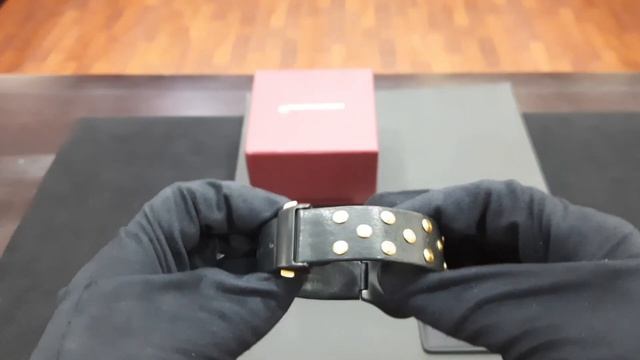 Часы наручные женские Rado True Thinline Studs R27012105