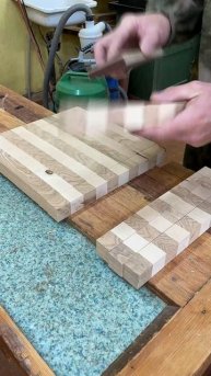 Разделочная доска из ясеня и березы