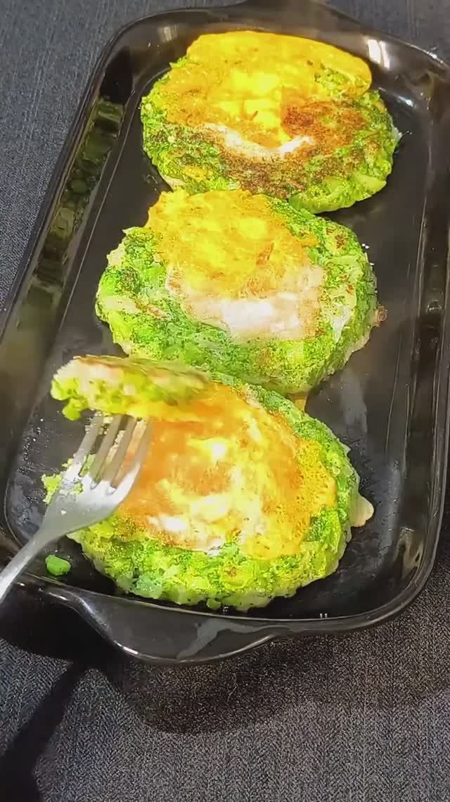 Яичница с брокколи!