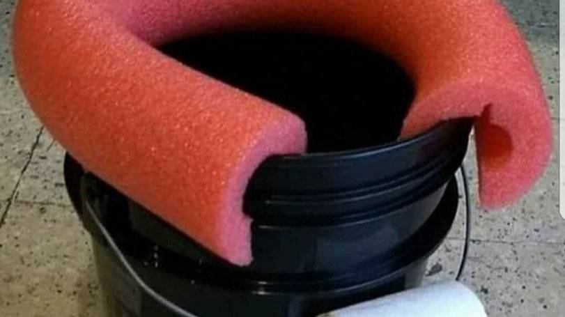 Нормально батя исполняет...