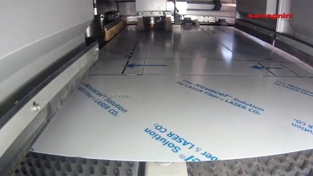 SALVAGNINI SL4. Комбинированные установки пробивки и лазерной резки.