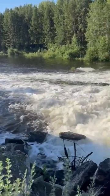 Водосброс Рефтинского водохранилища