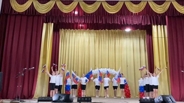 Танец"Мы".