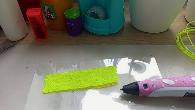 рисую 3 д ручкой логотип своего канала
