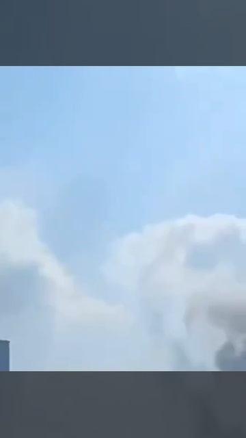 Поступают сообщения, что ВС Ирана ударили по базе «Глилот» в пригороде Тель-Авива, где расположены