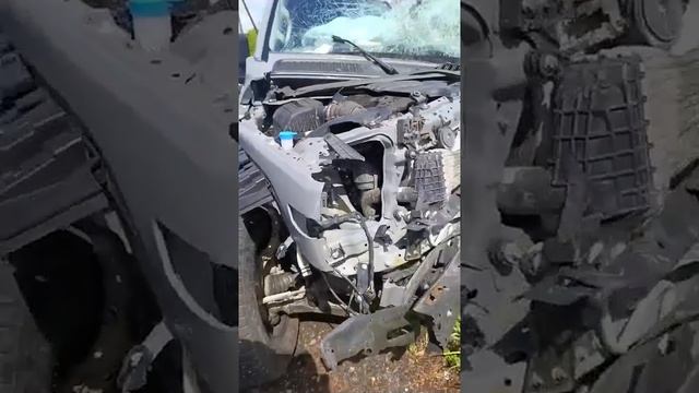 Китайский автомобиль после серьезного ДТП, из машины случилась груда покореженного металла…