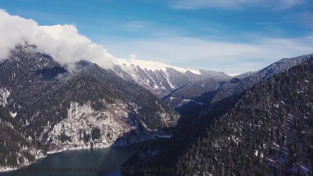 Музыка заставит сердце биться сильнее на природе - Inside the piano -- Cartouch -- Cartouch