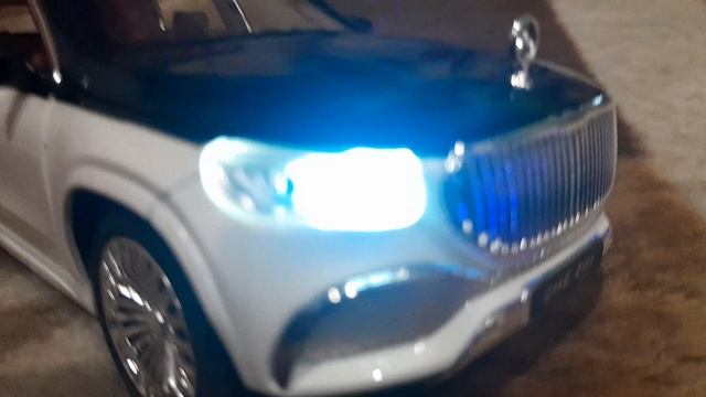 мерседес майбах G 600 . видео мерседес универсал