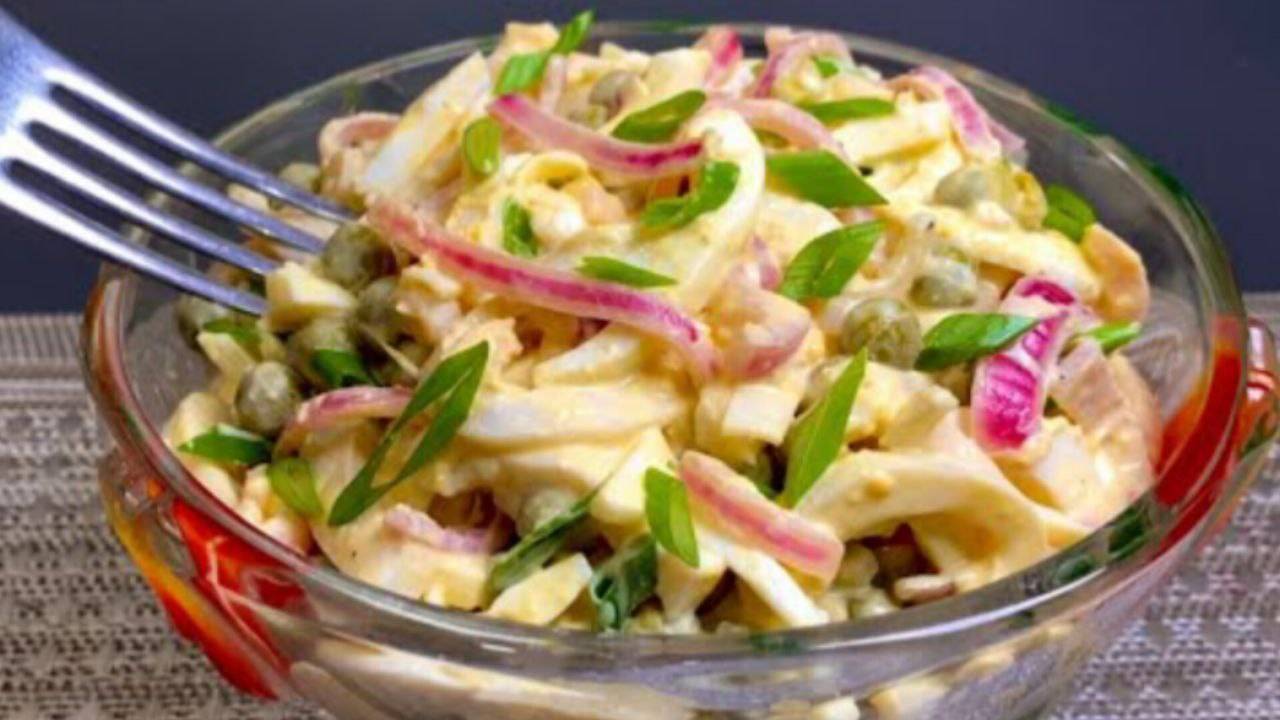 Независимо от того, сколько вкусных салатов на столе, это съедается первым! Нежный вкус!