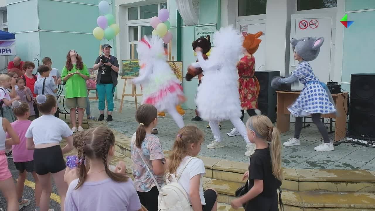 Арт-ночь раскрыла лесничанам секреты творчества