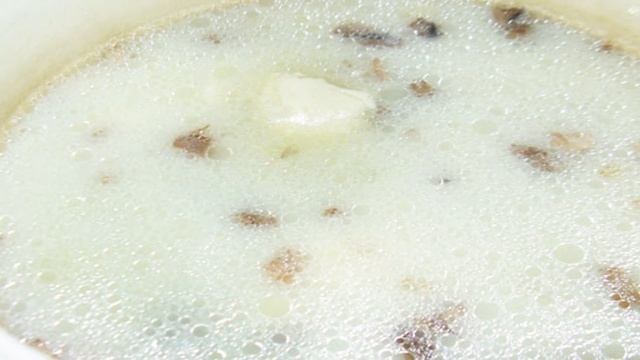 Чешский суп в хлебе