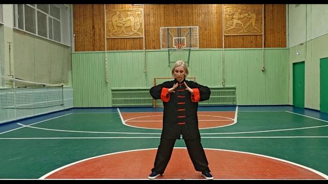 Три упражнения для энергии и молодости.