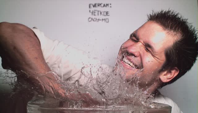 100-кратное замедление воды 2560x1440 вер 2.0