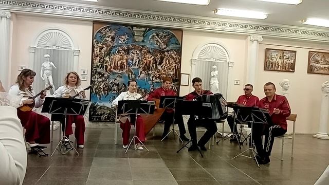"Барыня" ансамбль народной музыки Родник