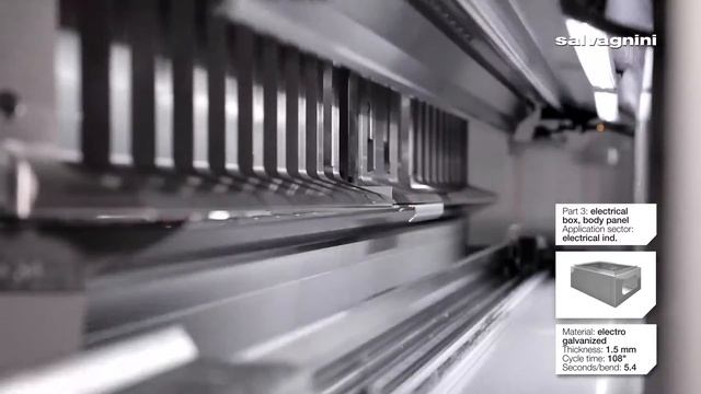 SALVAGNINI. P2lean. Гибка третьей детали-электрический щит.