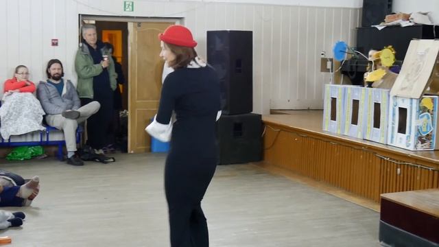 Cпектакль "Ёжик в теремке". Золотой фестиваль Yoga & Family
