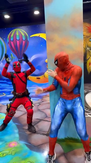 Spiderman scared Deadpool#shorts