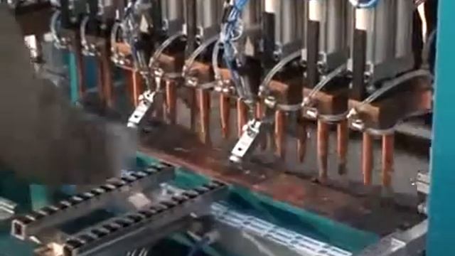 Cemsa. Полуавтоматическая установка контактной точечной сварки MPS SM.