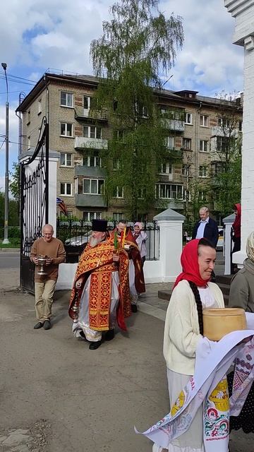 1000170679.mНачало Крестного хода в Пятницу Светлой седмицы 25.4.25.г