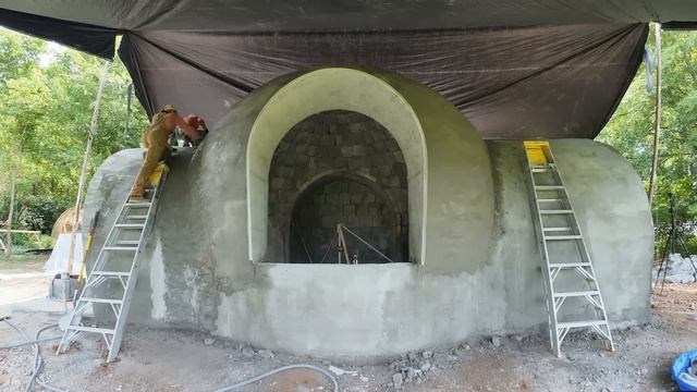 Местные жители посмеялись над инновационным методом строительства