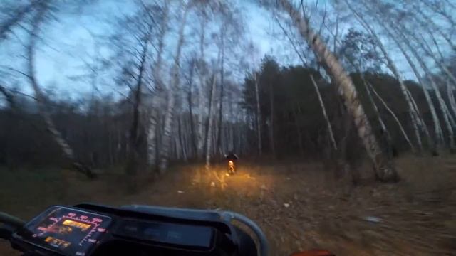 Honda 250 vs Stels 400 (HD) Enduro part2