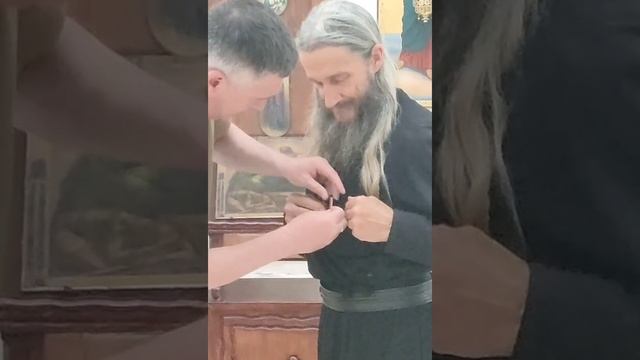 Награждение Священнослужителя .Вадим Мироненко вручил золотой Георгиевский крест первой степени