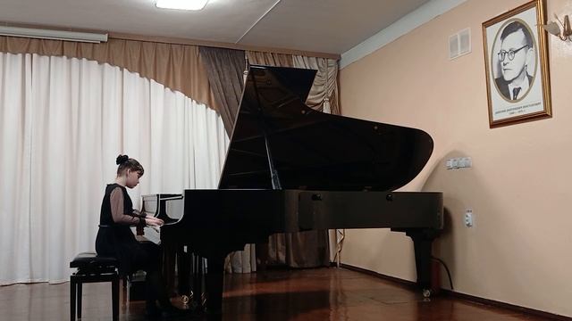 "Воспоминание" М.Таривердиев ( из к/ф "Семнадцать мгновений весны")
Исполняет Михайлычева Мария