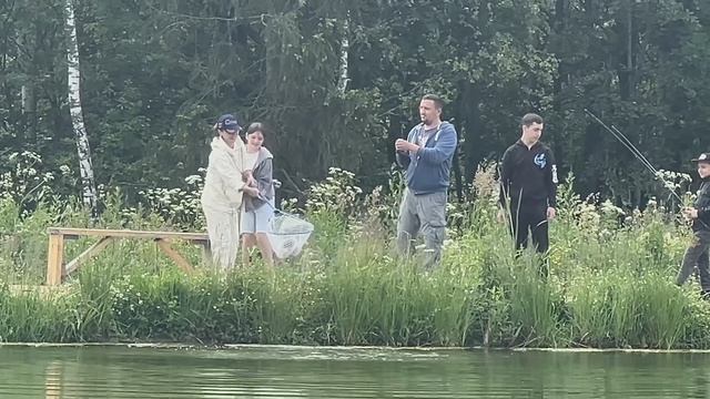 Поимки форели на водоеме