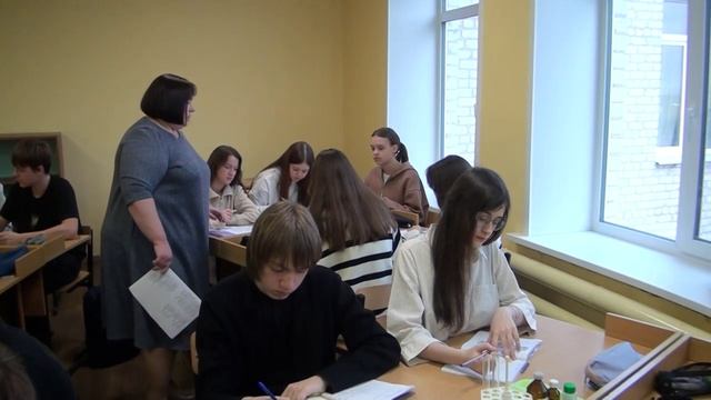 Крамаренко Н.И. Урок химии в 9 классе. "Скорость химических реакций"