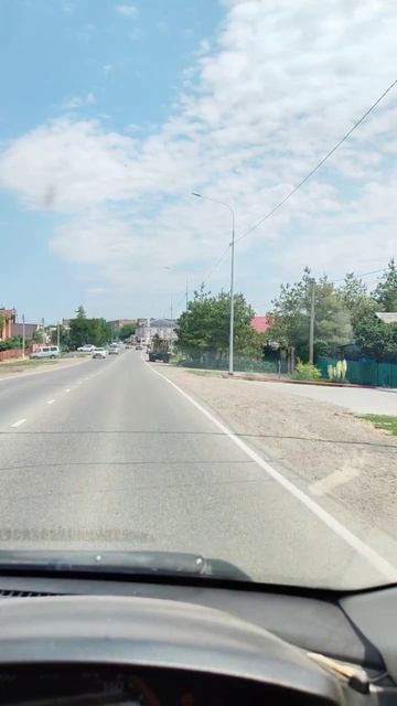 Миллион алых Роз 🌹Такая красота у нас в Краснодарском крае 🌴