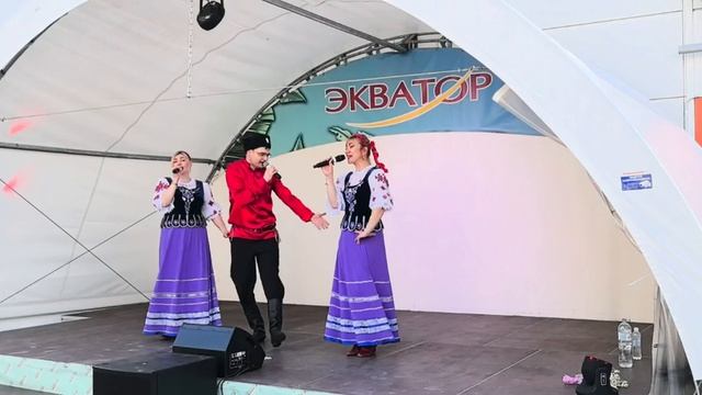 _Роза белая, вишня спелая..._ 🍒🍒🍒💕💕💕.mp4