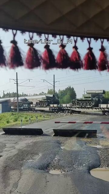 🇷🇺Воинский эшелон ВС РФ с различной военной техникой в пути следования в зону проведения СВО🔥