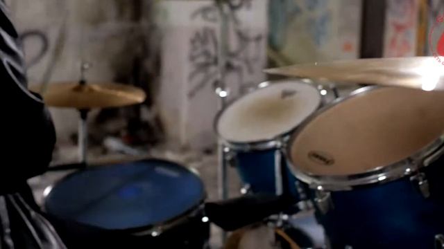 Ученица школы Gitarus - Алена Остапович - "Chop Suey" (drumcover)