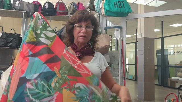 Комплимент лета. Две модели сумок натуральная кожа. Волшебная цена 6950 рублей плюс  палантин.