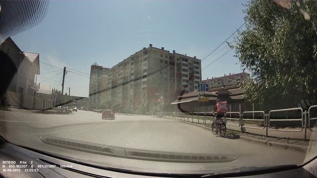 Поворот направо через встречную полосу 😈
