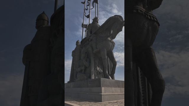 Монумент "Ледовое побоище"
