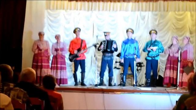 Ансамбль Казачий двор. "На коне вороном" и "Спролягала путь дорожка"