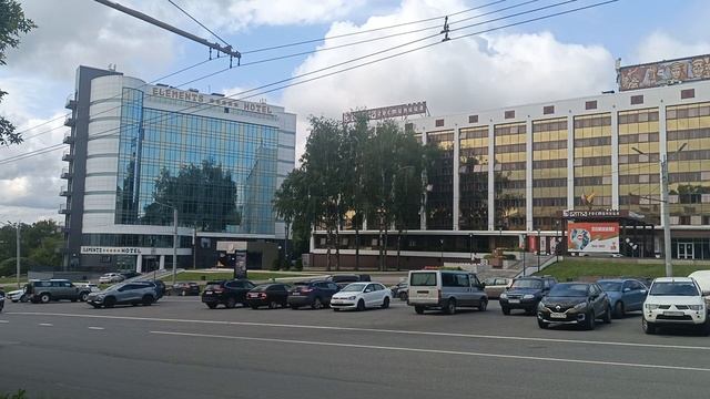 КИРОВ. ОКТЯБРЬСКИЙ ПРОСПЕКТ