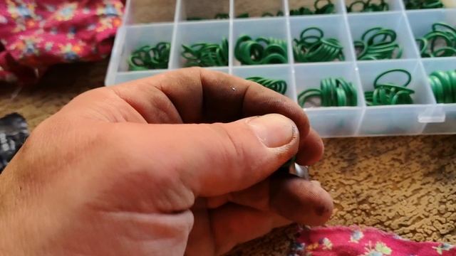 направляющая тормозного суппорта Веста св кросс.mp4