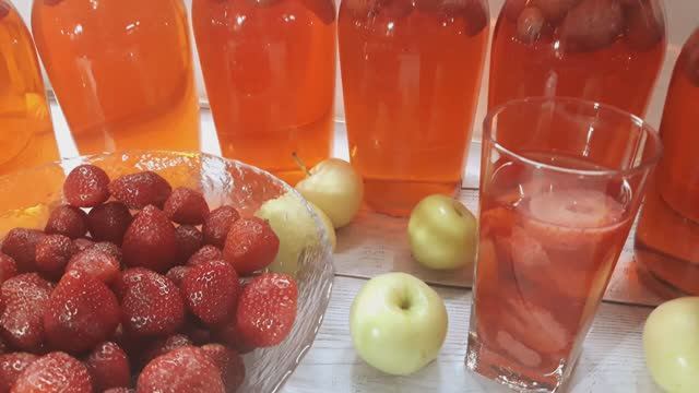 Клубничный компот на зиму!!!🍓🍓🍓 Это очень вкусно!!!😋😋😋
