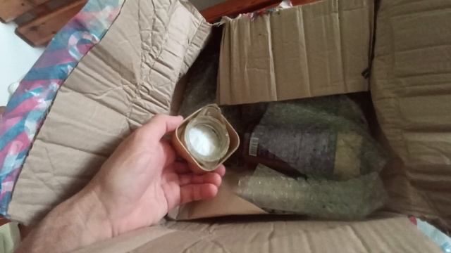 Купил кофе на озоне, и оно в хлам, с коробкой играли в футбол или волейбол