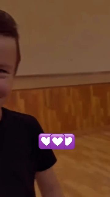 кто любит своих родителей то подписывайтесь и ставьте лайк