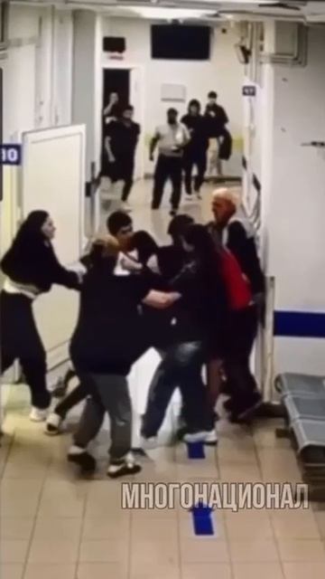 В Тюмени абу-бандиты напали и избили толпой врача