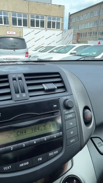 Обзор на Toyota RAV4  5 дв. 2.0 CVT 4WD 2010г