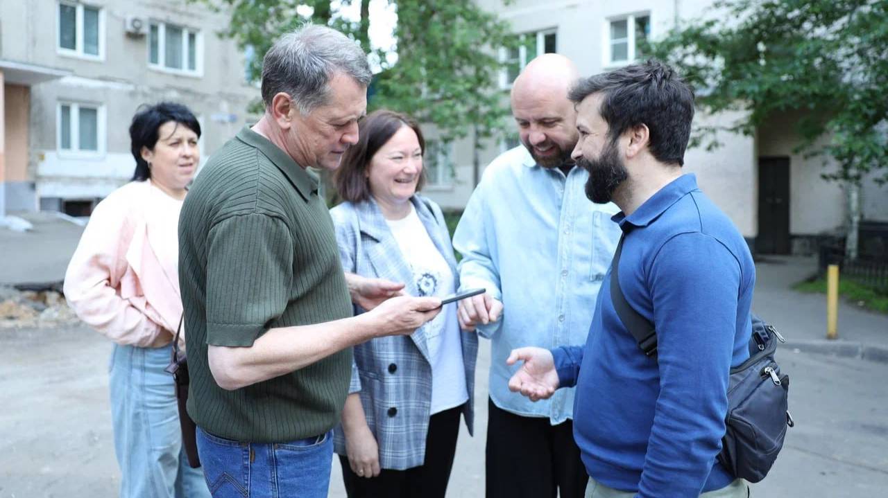 Благоустройство дворов проверили на Новомытищинском проспекте