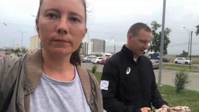 Прошлись по району. Зашли в офис продаж ВКБ Новостройки.